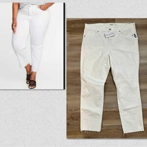 Nwt Old Navy Power Straight High Rise size 16 white jeans